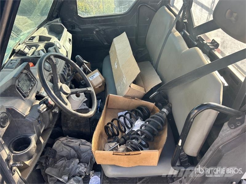 Bobcat UV34 4x4 Utility Vehicle Pomožni stroji
