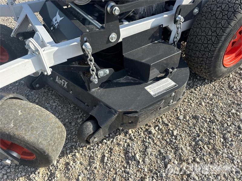 Bobcat ZS4000 Stand-On Lawn Mower Самоходные газонокосилки