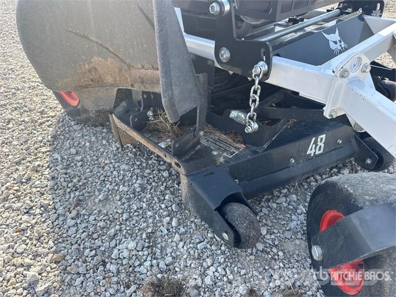 Bobcat ZS4000 Stand-On Lawn Mower Самоходные газонокосилки