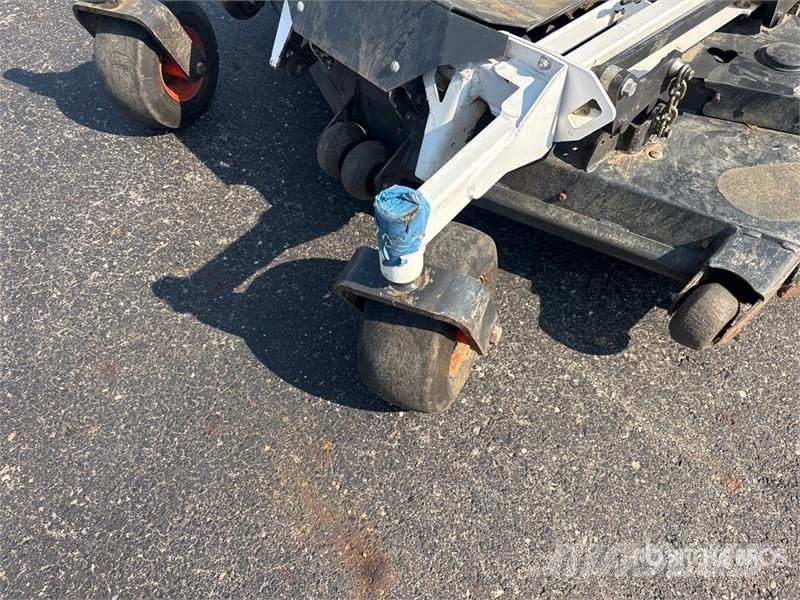 Bobcat ZT6100 4x2 Zero-Turn Lawn Mower Päältäajettavat ruohonleikkurit
