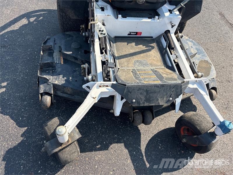 Bobcat ZT6100 4x2 Zero-Turn Lawn Mower Päältäajettavat ruohonleikkurit