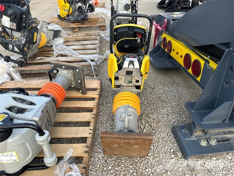 Bomag BT65 ِدَكات