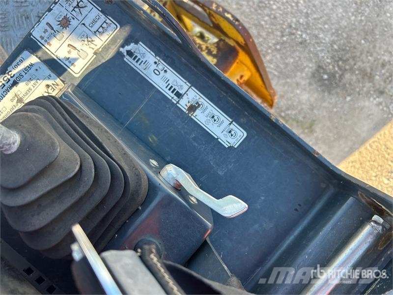 Bomag BW120AD-4 Double Drum Roller Porinių būgnų volai