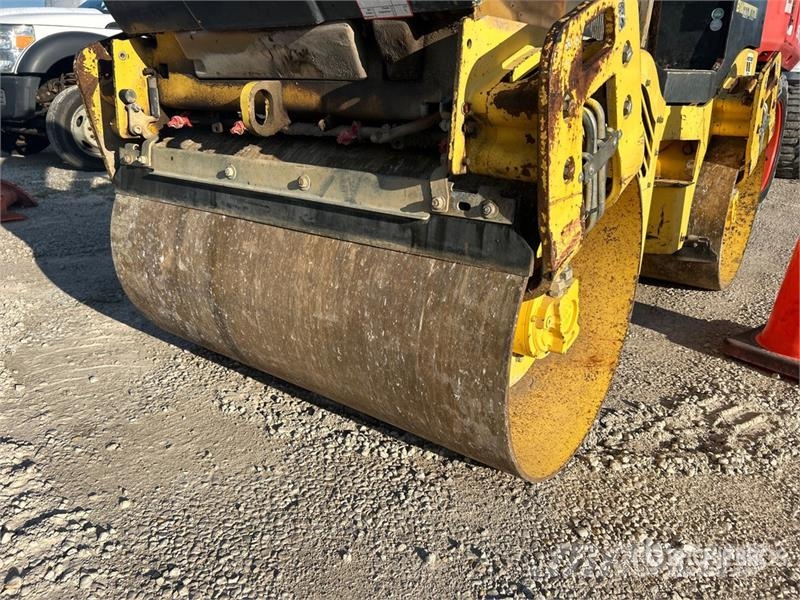 Bomag BW120AD-4 Double Drum Roller Porinių būgnų volai