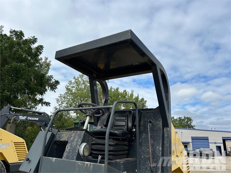 Bomag BW177D-3 Smooth Drum Compactor Vienvalča grunts veltņi