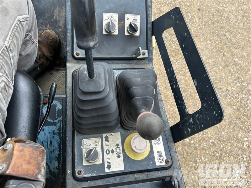 Bomag BW177D-3 Smooth Drum Compactor Vienvalča grunts veltņi
