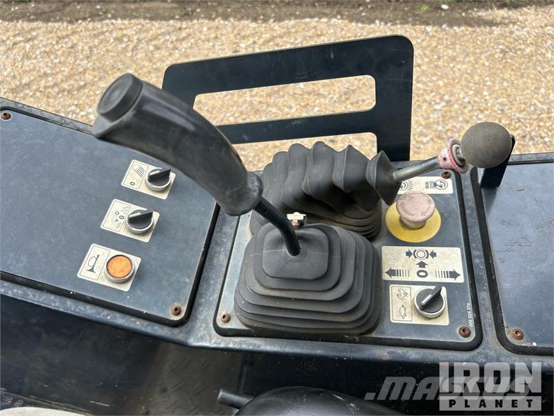 Bomag BW177D-3 Smooth Drum Compactor Compactoare monocilindrice