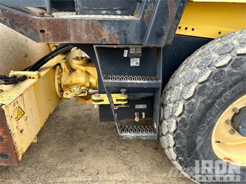 Bomag BW177D-3 Smooth Drum Compactor Compactoare monocilindrice