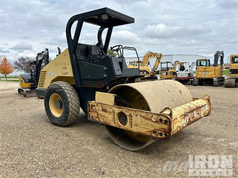 Bomag BW177D-3 Smooth Drum Compactor Compactoare monocilindrice