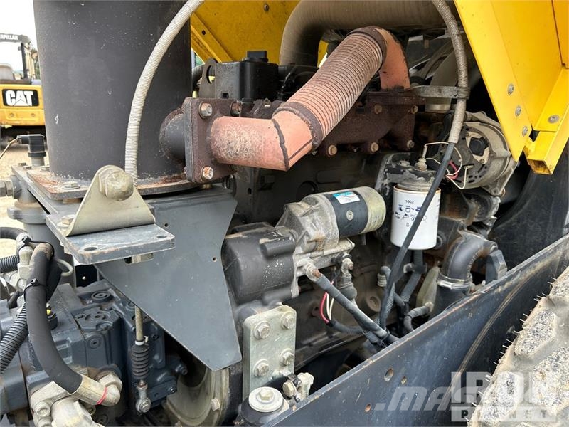 Bomag BW177D-3 Smooth Drum Compactor Vienvalča grunts veltņi