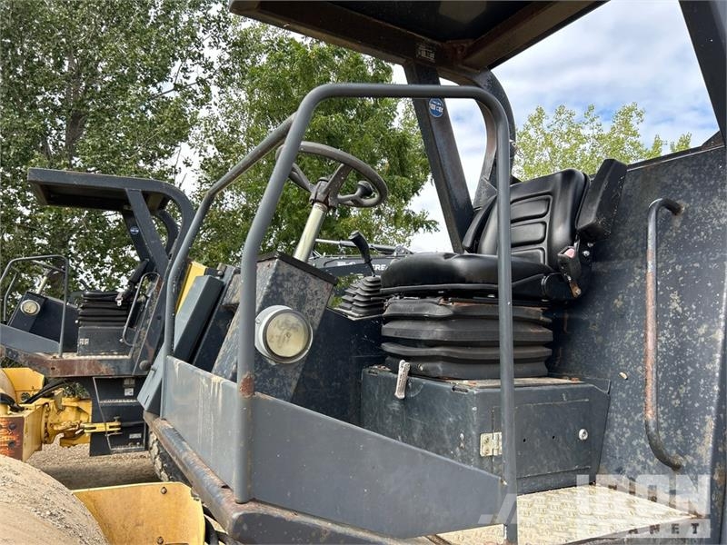 Bomag BW177D-3 Smooth Drum Compactor Vienvalča grunts veltņi