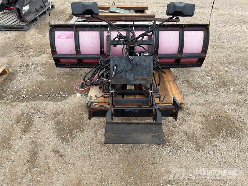 Boss 7 ft 5 in 2 Way Snow Plow Lumiaurat