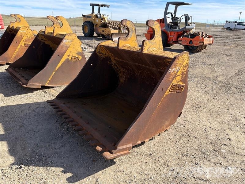 Brandt 70 in Digging Excavator Bucket - Fits Cat 336 Bakken
