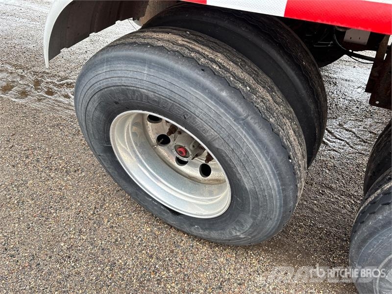 Brenner MC406 10000 gal T/A Tanker Trailer Прицепы-цистерны
