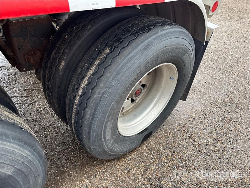 Brenner MC406 10000 gal T/A Tanker Trailer Прицепы-цистерны