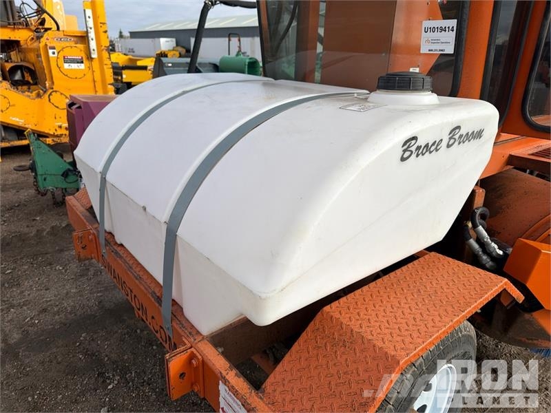 Broce RJT-350 Self-Propelled Broom Barredoras