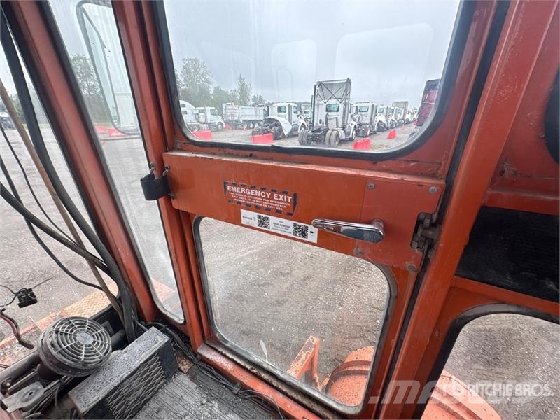Broce Self-Propelled Broom Lakaisukoneet