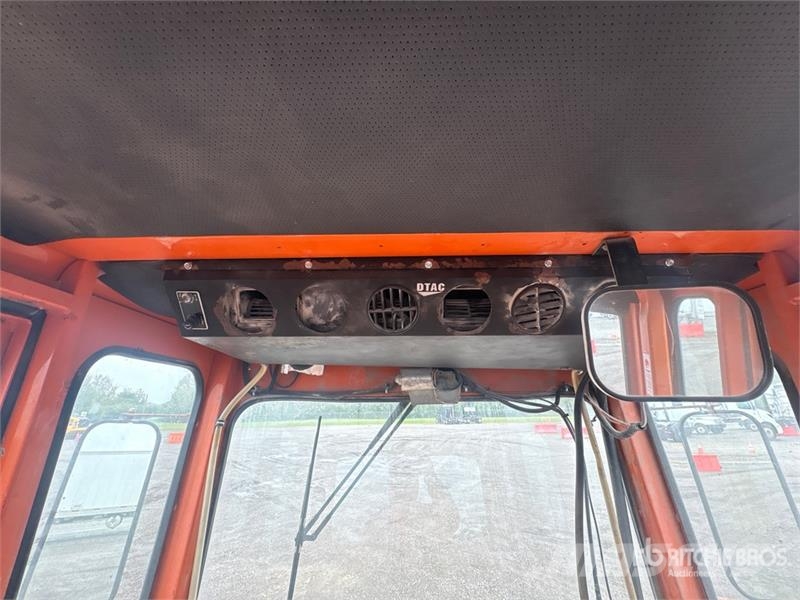 Broce Self-Propelled Broom Lakaisukoneet