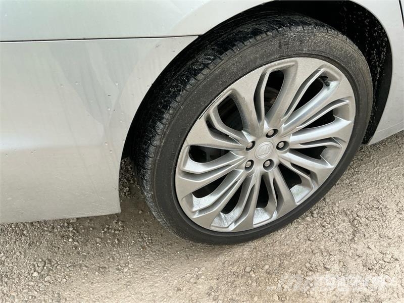Buick LaCrosse Automobile Automobili