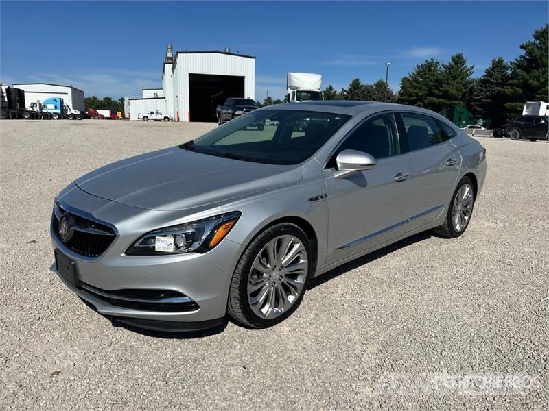 Buick LaCrosse Automobile Auto's