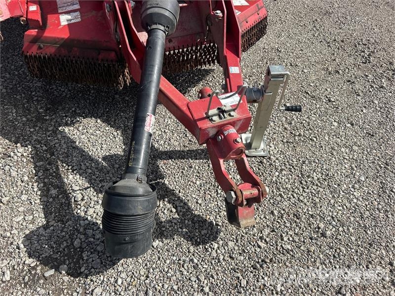 Bush Hog 12815R4 15 ft 6 in Triple Rotary Cutter Haulm toppers