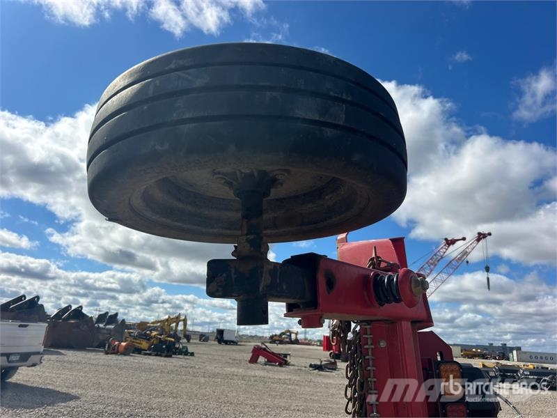 Bush Hog 12815R4 15 ft 6 in Triple Rotary Cutter Haulm toppers
