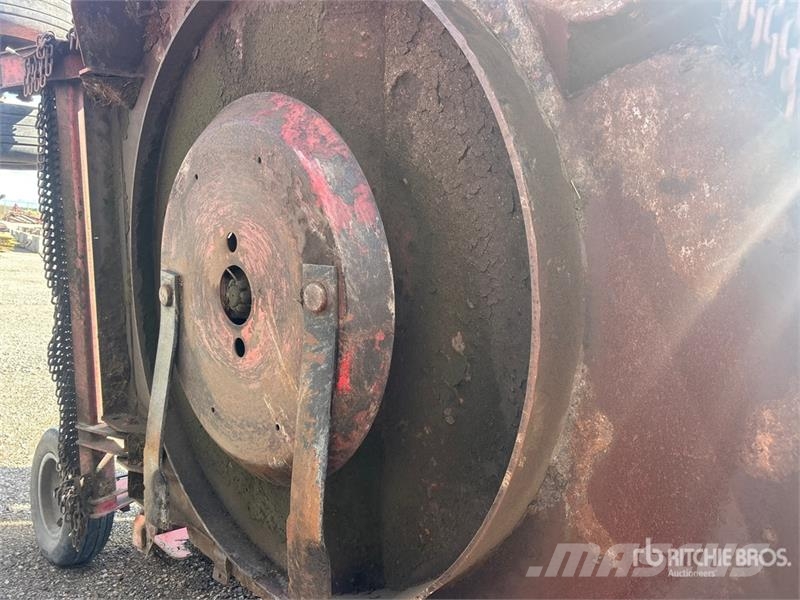 Bush Hog 12820RR1 20 ft 6 in Triple Rotary Cutter Haulm toppers