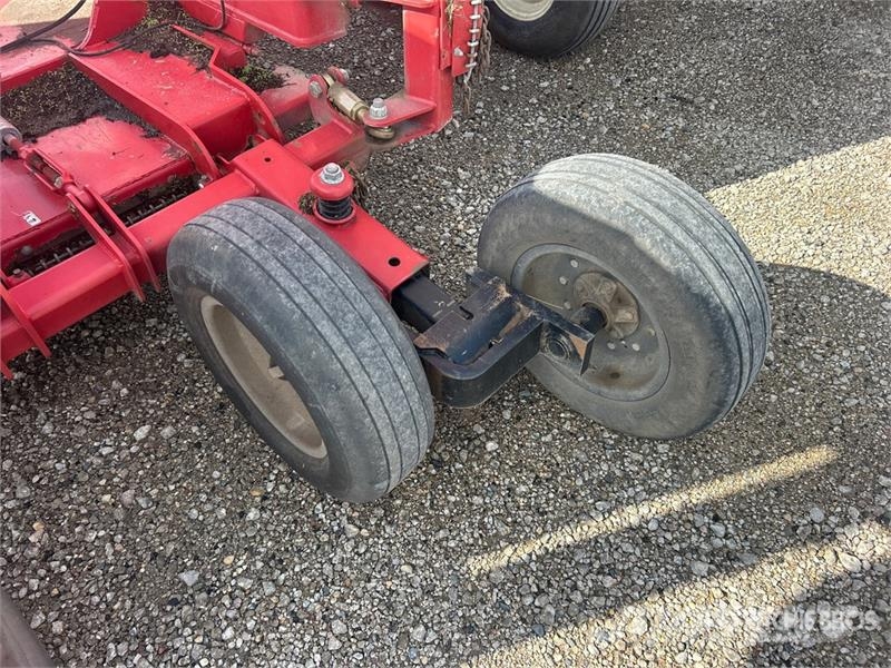 Bush Hog 12820RR1 20 ft 6 in Triple Rotary Cutter Haulm toppers