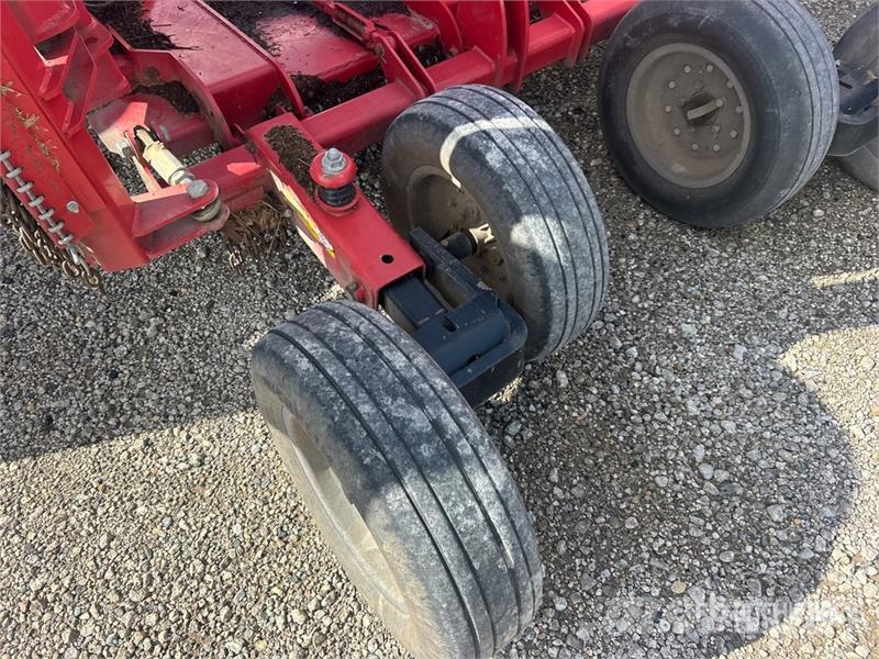 Bush Hog 12820RR1 20 ft 6 in Triple Rotary Cutter Haulm toppers