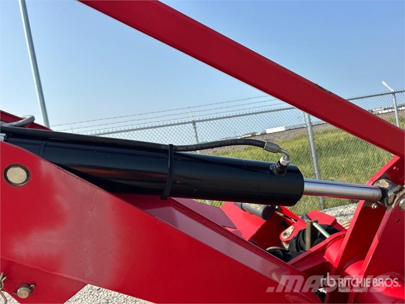 Bush Hog RMB2080F 65 in 3-Point Forward Reach Rear Mounted  Otra maquinaria agrícola
