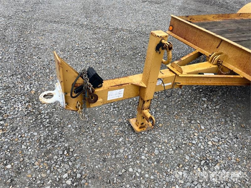 Butler 5000 18 ft T/A Equipment Trailer Auto pārvadāšanas treileri