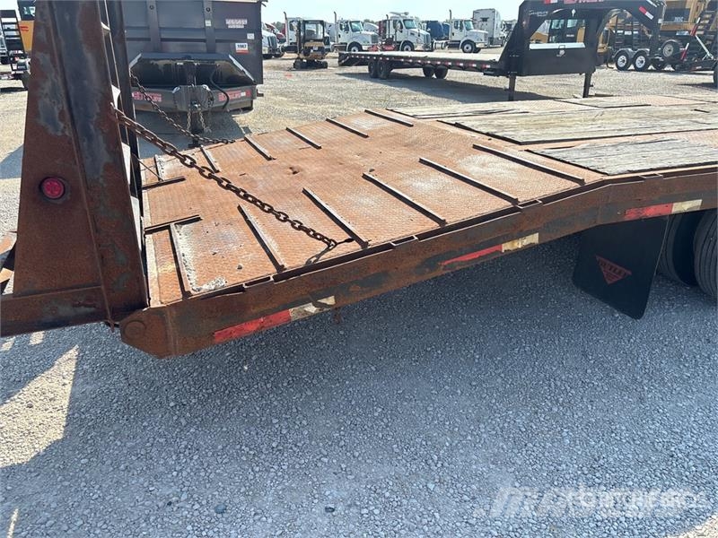 Butler B-4030-MA 30 ft T/A Equipment Trailer 車両運搬用トレーラー