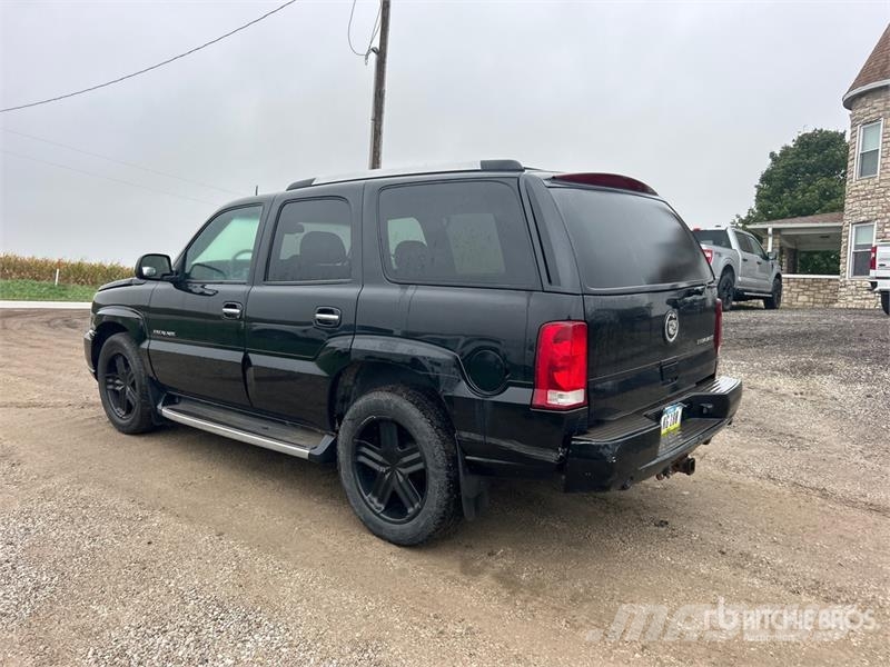 Cadillac Escalade AWD SUV Sõiduautod