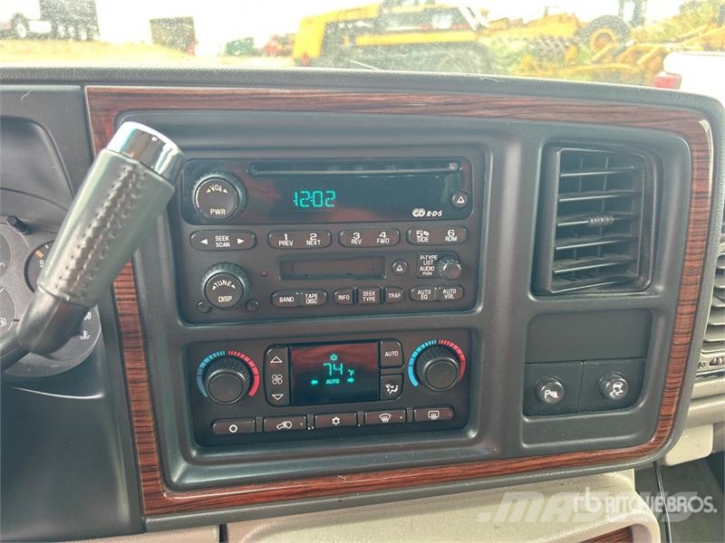 Cadillac Escalade AWD SUV Sõiduautod