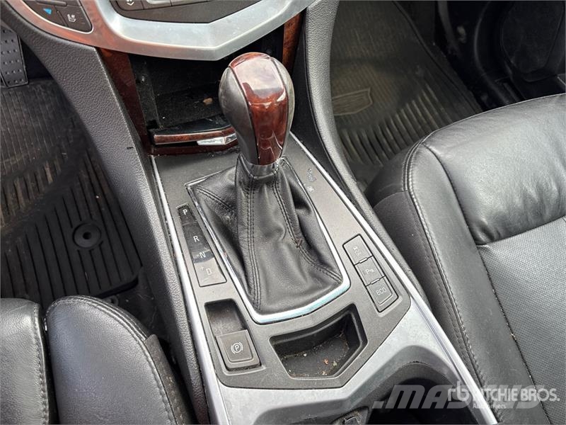 Cadillac SRX 자동차