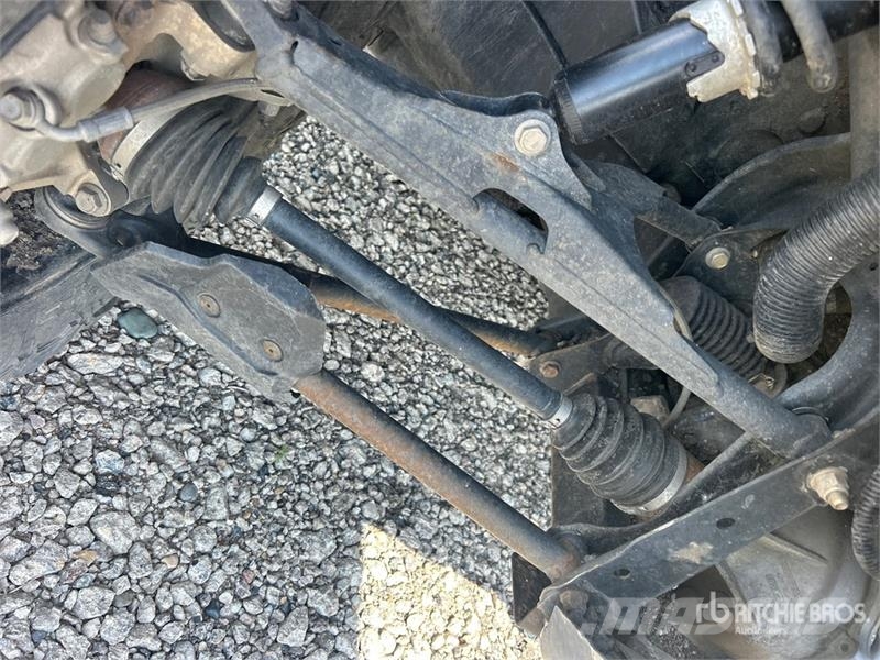 Can-am Defender 4x4 Utility Vehicle (Inoperable) ماكينات منفعة عامة