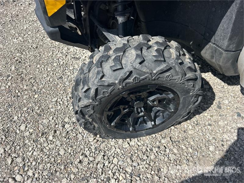Can-am Defender 4x4 Utility Vehicle (Inoperable) ماكينات منفعة عامة