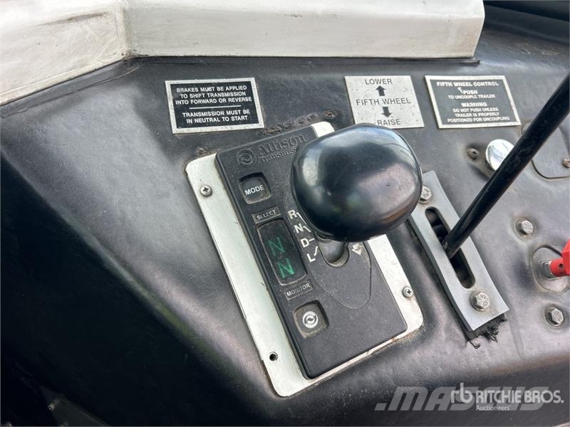 Capacity TJ5000 4x2 Spotter Truck Terminaalitraktorit