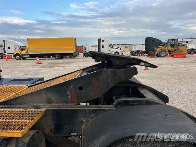 Capacity TJ5000 4x2 Spotter Truck Terminaalitraktorit