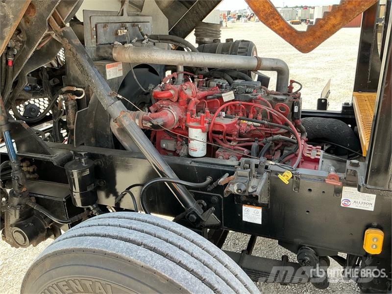 Capacity TJ5000 4x2 Spotter Truck Terminaltrekkers