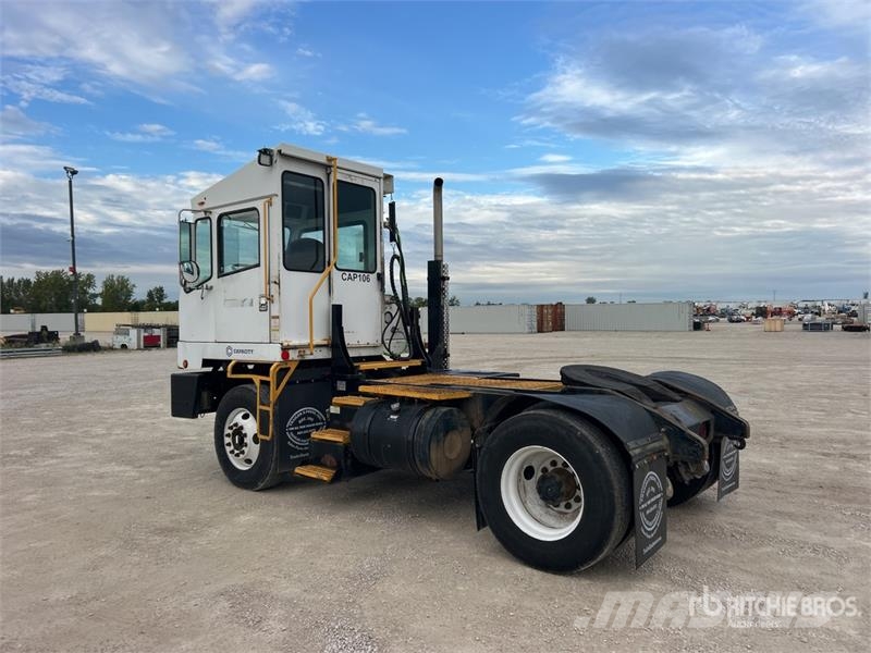 Capacity TJ5000 4x2 Spotter Truck Terminaalitraktorit