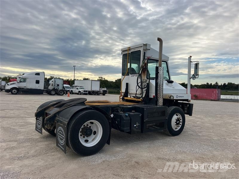 Capacity TJ5000 4x2 Spotter Truck Terminaalitraktorit