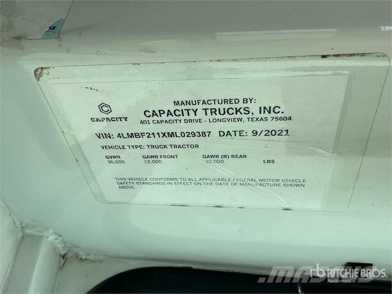 Capacity TJ5000 4x2 Spotter Truck Terminaltrekkers