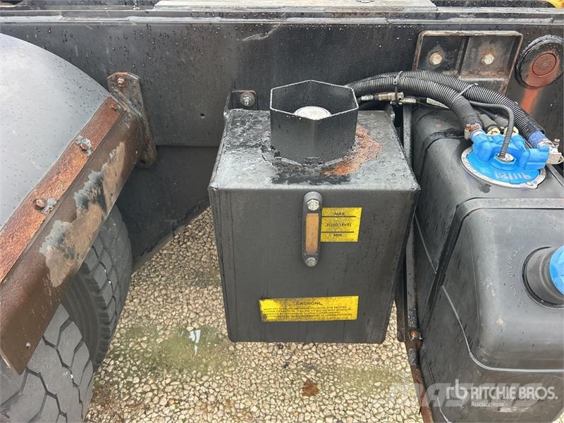 Capacity TJ5000 4x2 Spotter Truck Terminaltraktor
