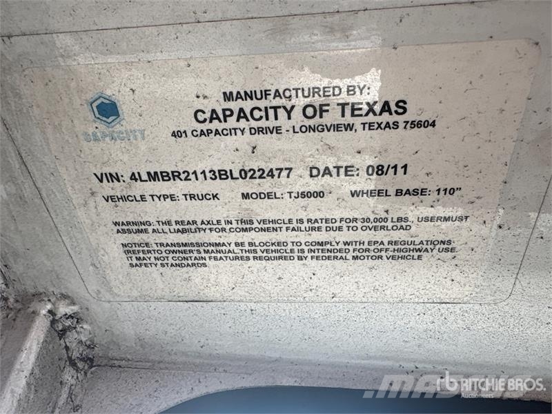 Capacity TJ5000 4x2 Spotter Truck Terminaalitraktorit