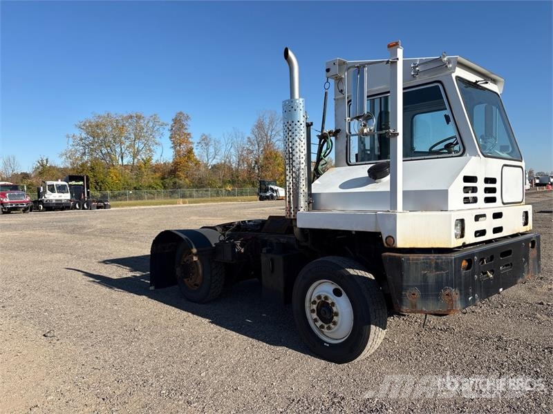 Capacity TJ5000 4x2 Spotter Truck Terminaltrekkers