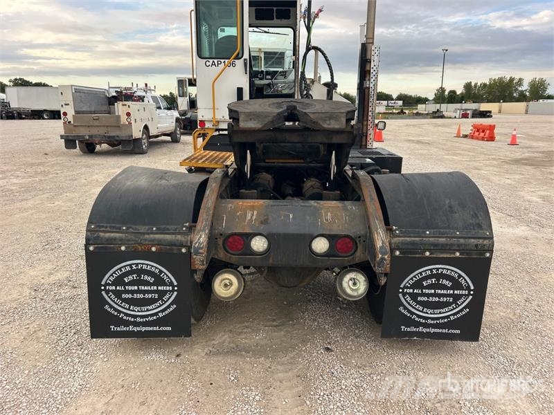 Capacity TJ5000 4x2 Spotter Truck Terminaalitraktorit