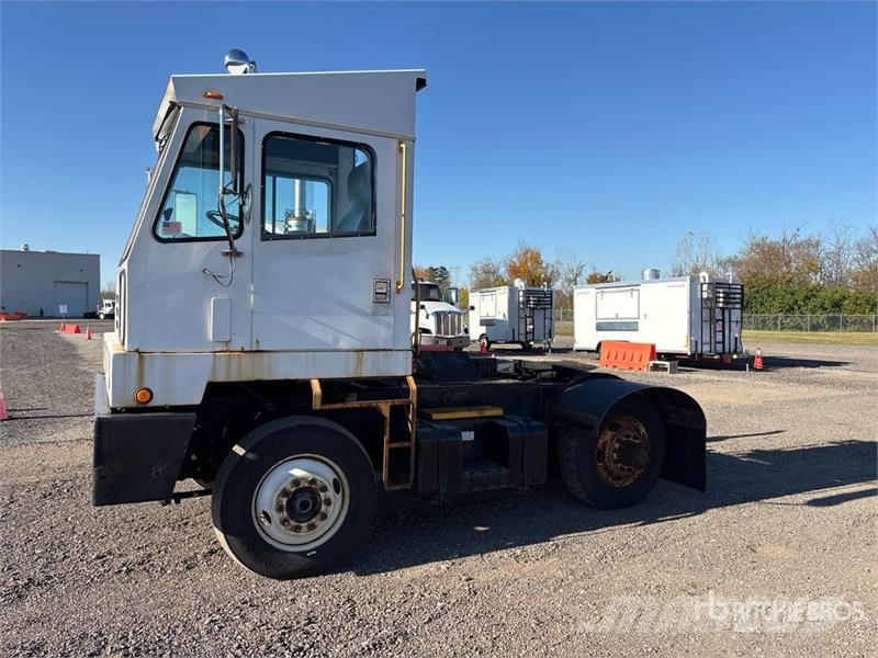 Capacity TJ5000 4x2 Spotter Truck Terminaltrekkers