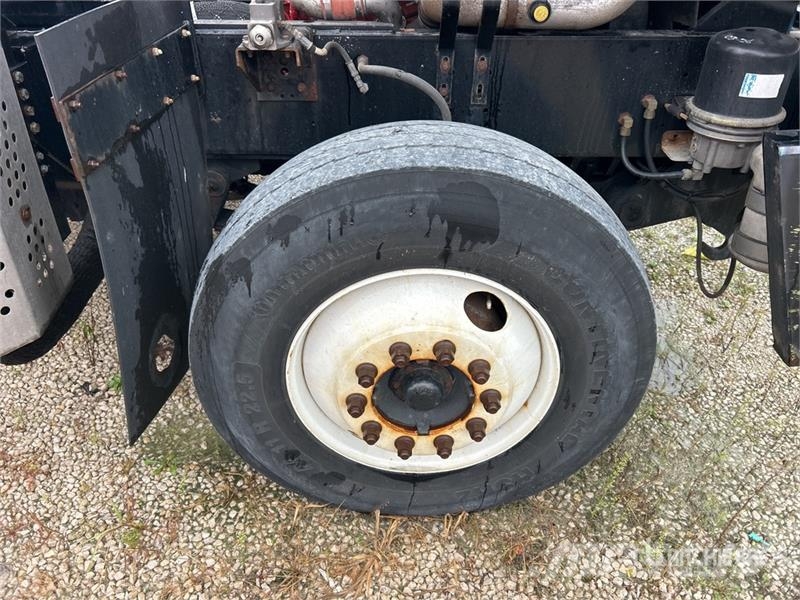 Capacity TJ5000 4x2 Spotter Truck Terminaltraktor