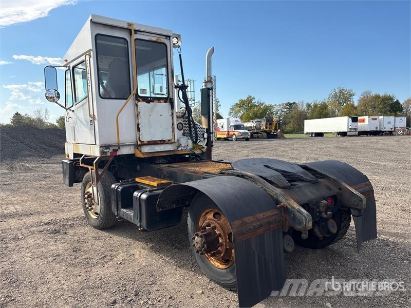 Capacity TJ5000 4x2 Spotter Truck Terminaalitraktorit
